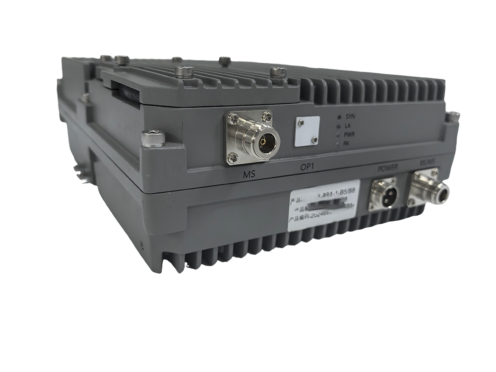  城固三频手机信号接收器2000㎡